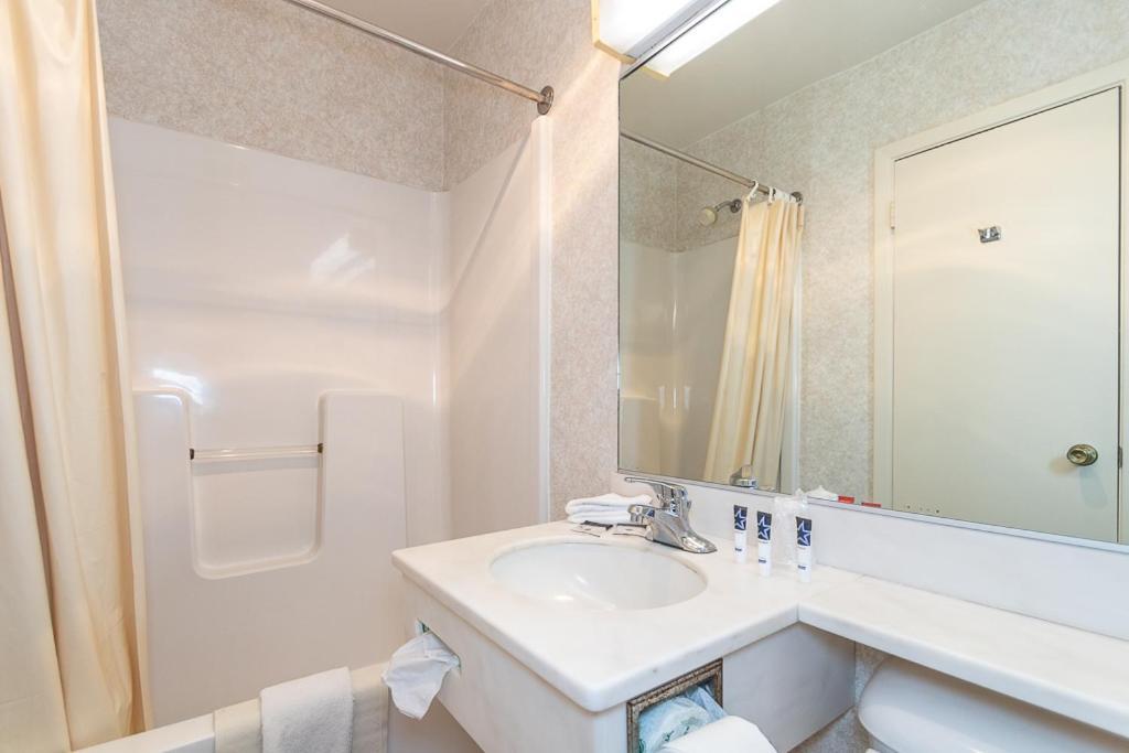 Americas Best Value Inn Ashtabula/Austinburg Dış mekan fotoğraf